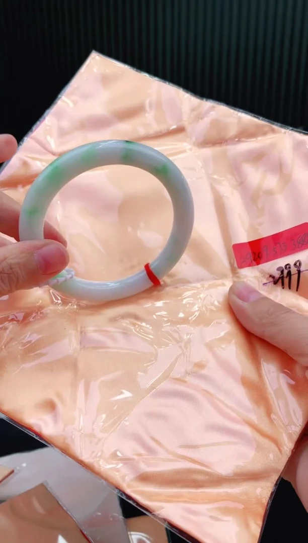 未镶嵌手镯翡翠57