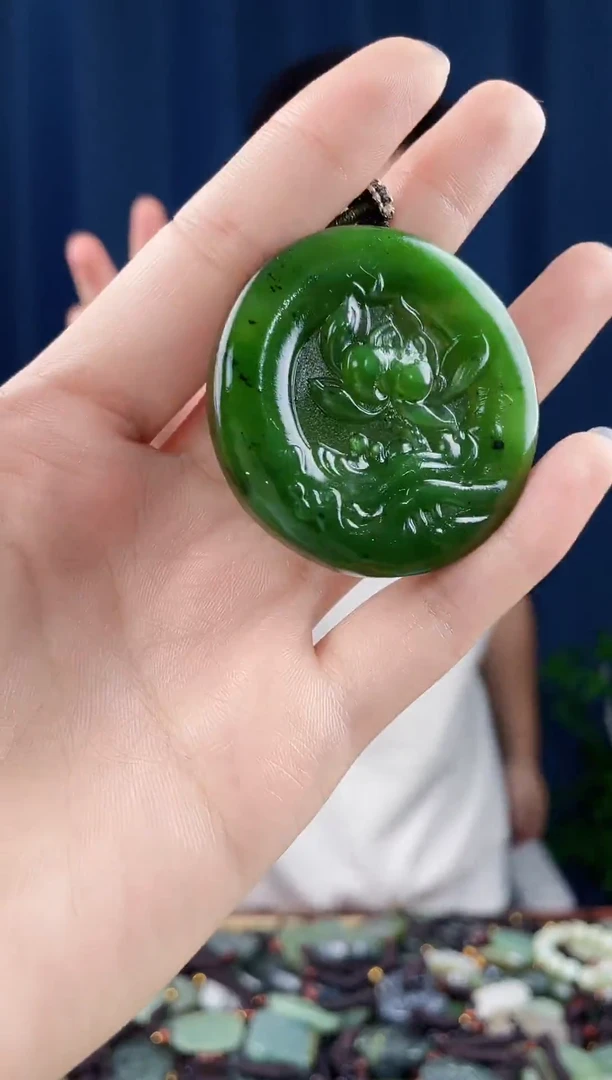 未镶嵌和田玉挂件拍一发一，多样性发货