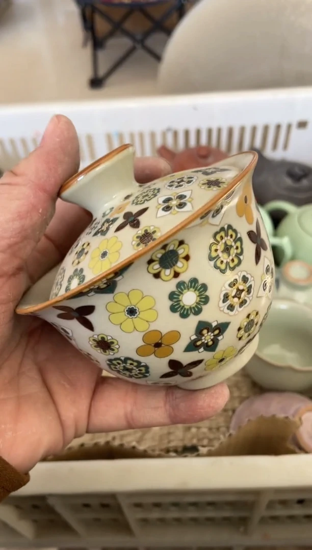 杯子瓷无运费险有瑕疵的摄影的产品有使用过的痕迹有点脏介意勿拍