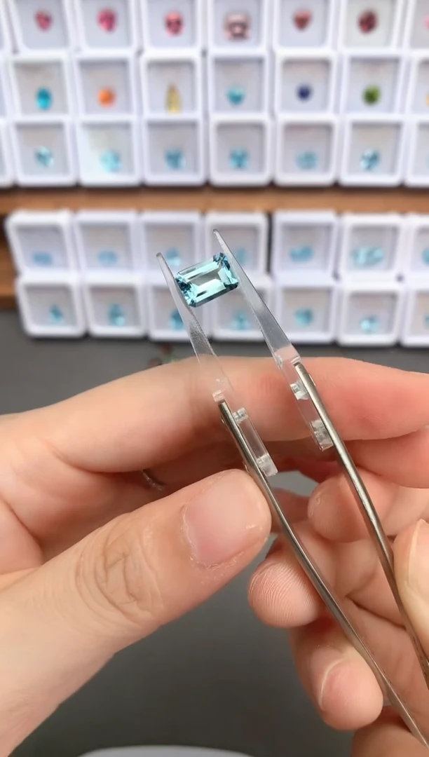 未镶嵌裸石定制海蓝宝石1.57ct 圣玛  03093