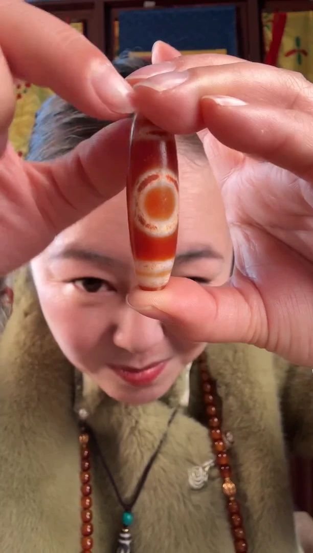 无非金属藏地红肉1眼古珠