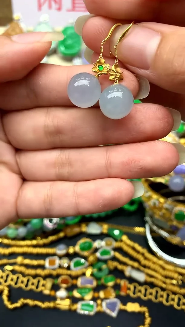 18K金镶嵌翡翠耳饰320 -中国好珍宝