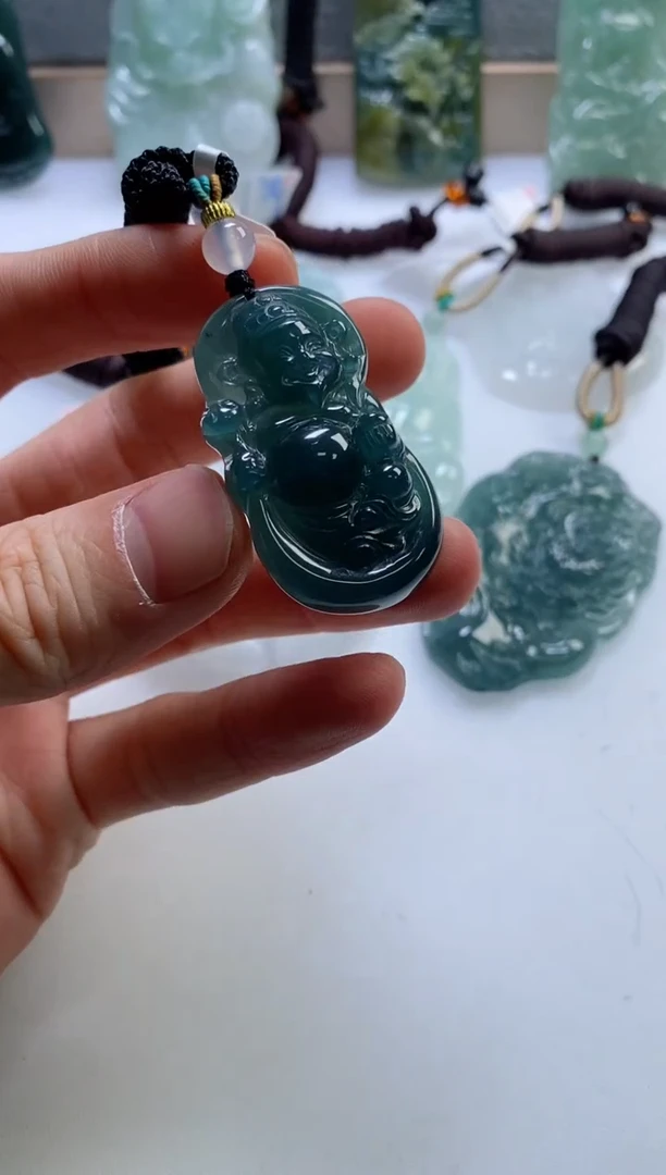 【闪购商品】翡翠挂件未镶嵌