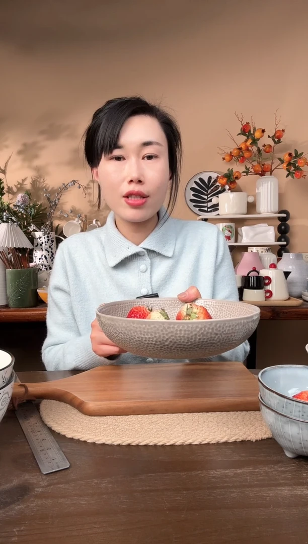 【闪购商品】瓷片8.5英寸异形浮雕蜂窝深盘微瑕