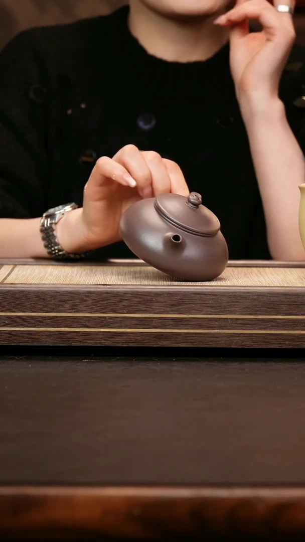 茶壶紫砂四号井底槽清 鱼趣 210cc