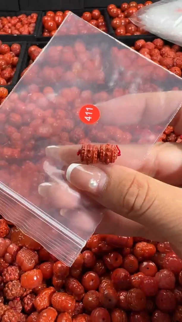 颈饰未镶嵌南红玛瑙1