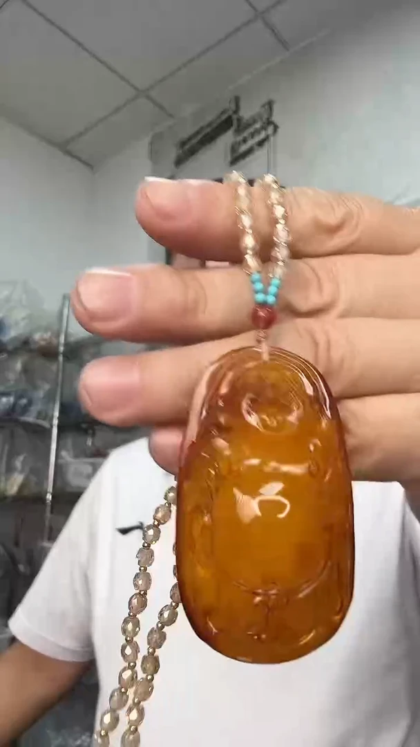 裸石琥珀未镶嵌（有瑕介意勿拍）