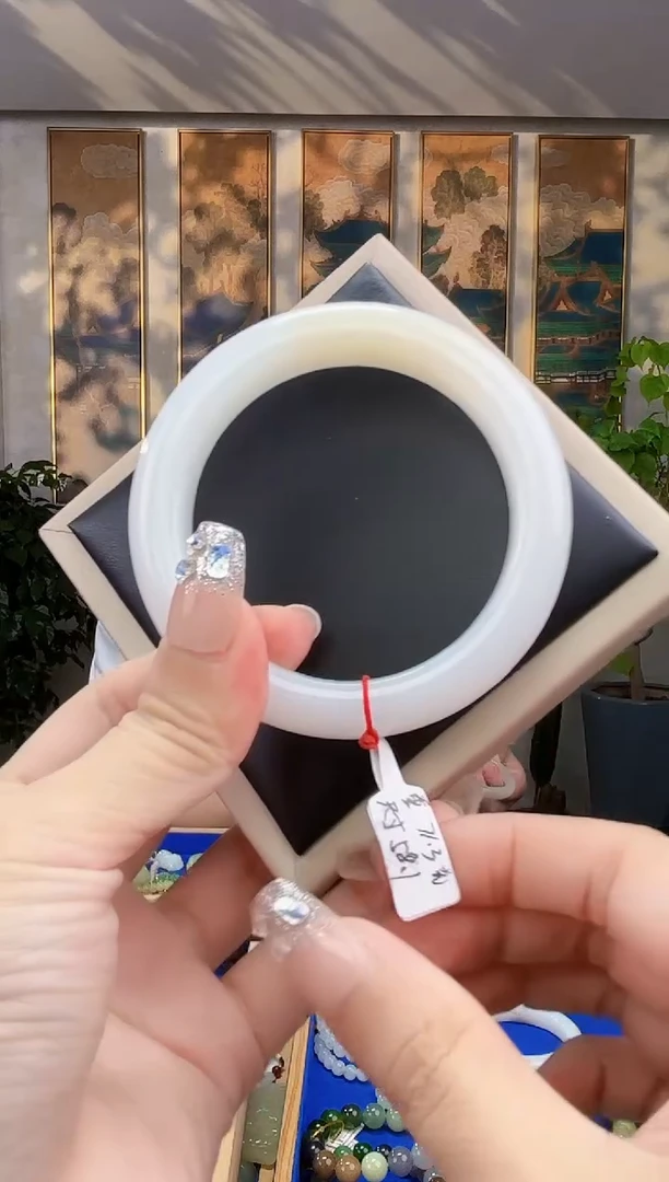 和田玉未镶嵌挂件拍一发一