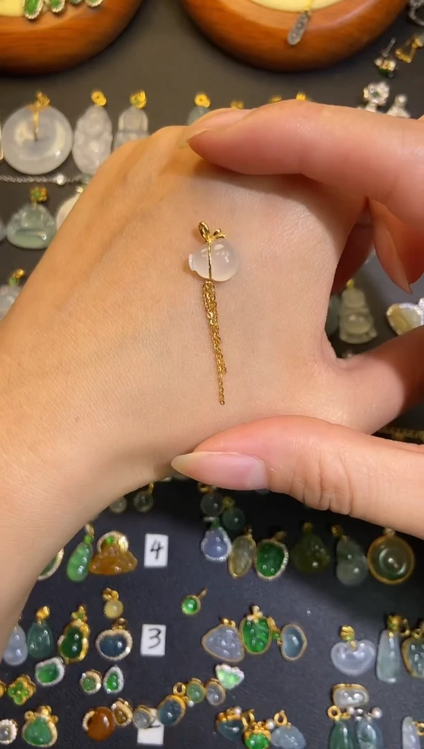 翡翠18K金镶嵌吊坠(不含链)1