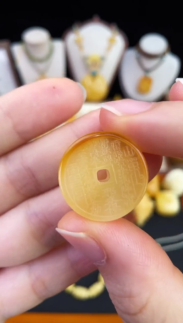 琥珀未镶嵌珠宝奇石柒月
