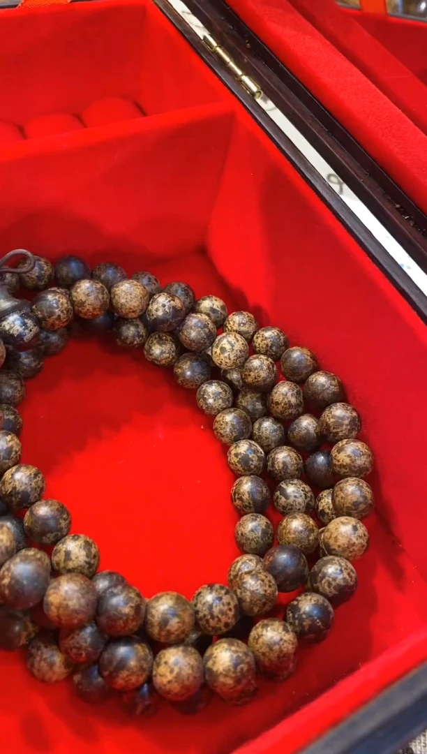 花梨木类密码首饰盒+手串