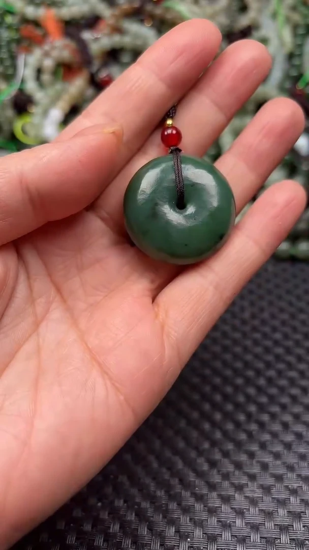 【闪购商品】和田玉颈饰未镶嵌1