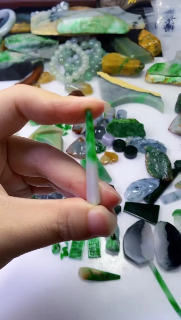 颈饰未镶嵌翡翠294天然翡翠