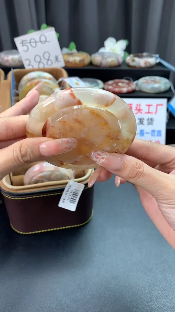 未镶嵌手镯石英质玉（58圈口）赠送镯心