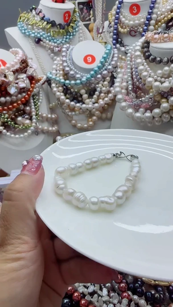 淡水珍珠未镶嵌颈饰1