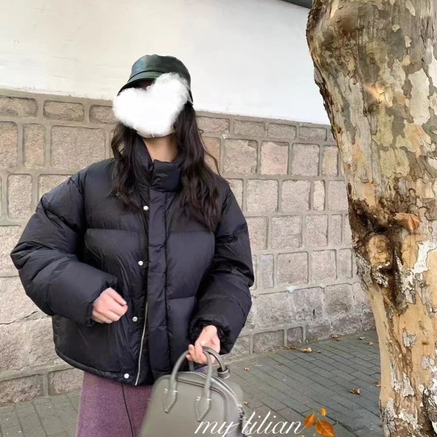 两色短款立领面包羽绒服