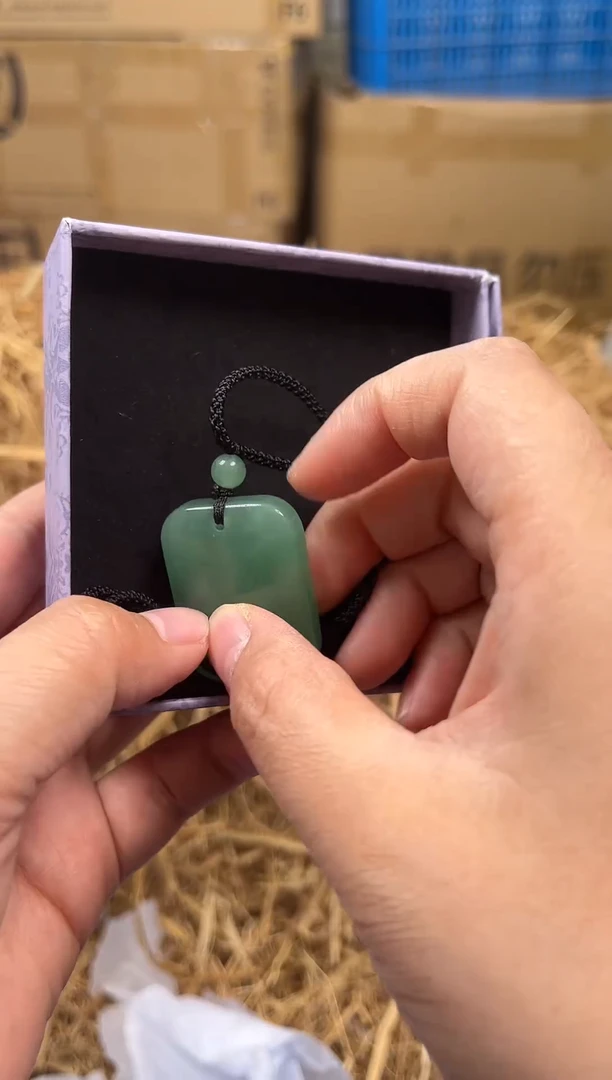 未镶嵌手镯石英质玉WSP