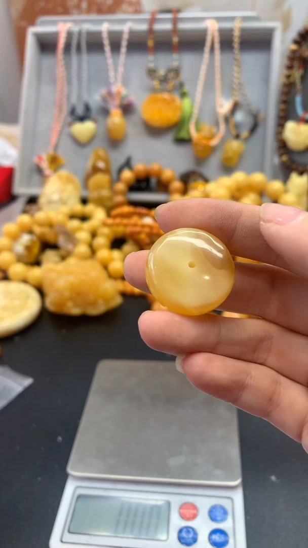 【闪购商品】琥珀珠宝奇石未镶嵌170