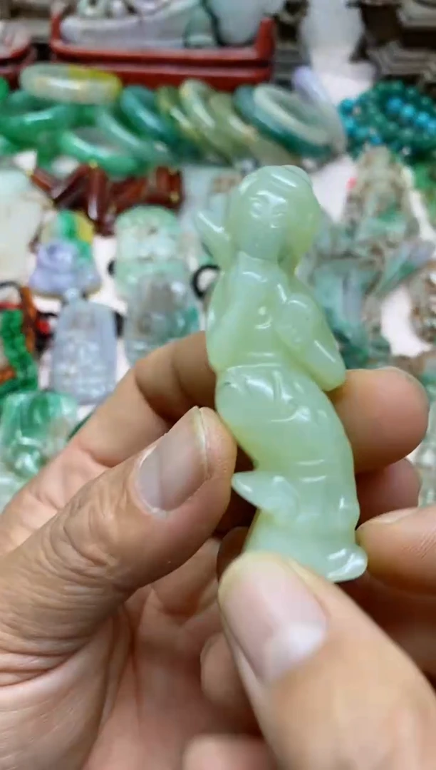 【闪购商品】10直播间的实时画面