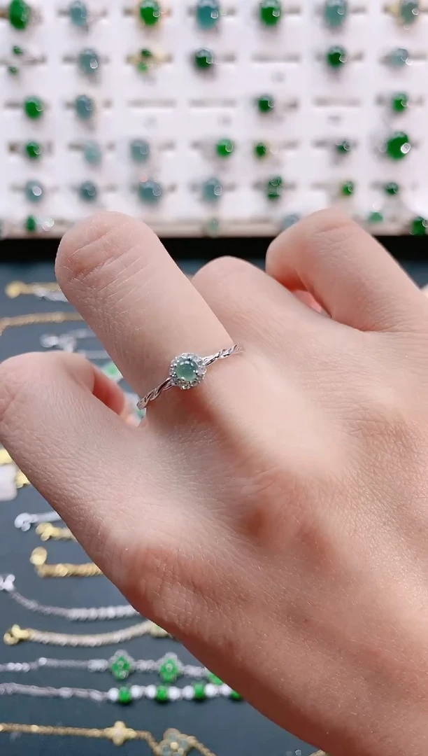 【闪购商品】翡翠戒指银S925镶嵌天然翡翠