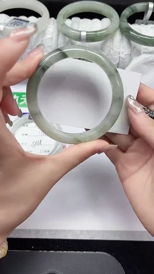 未镶嵌手镯石英质玉280-59/60