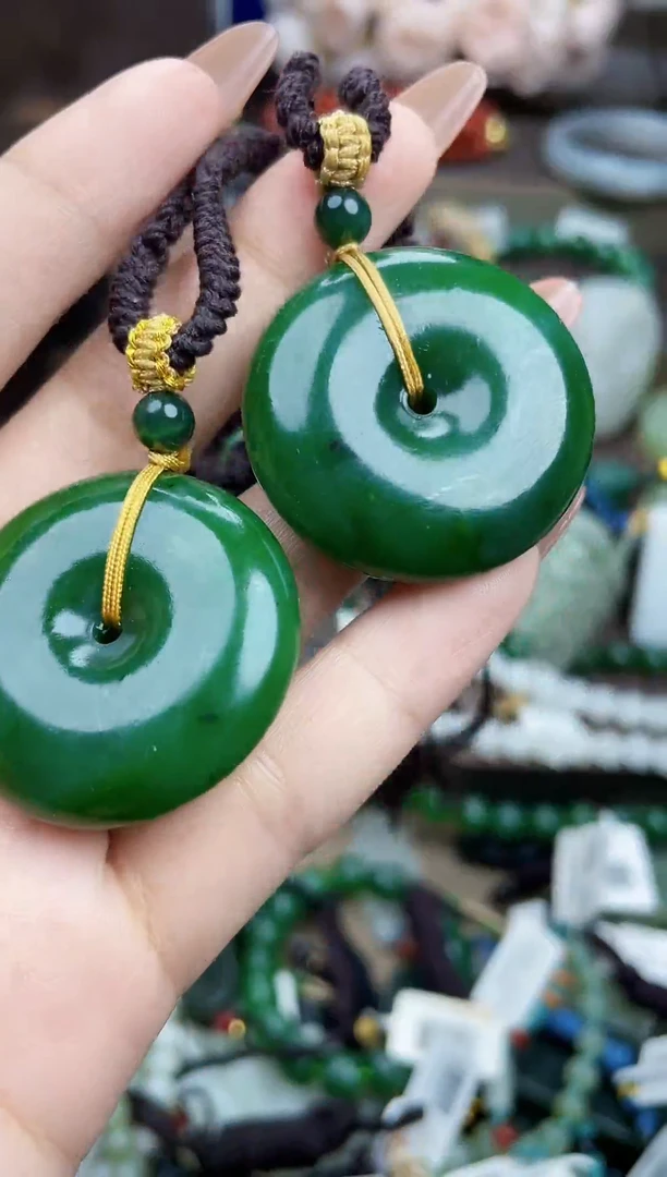 颈饰未镶嵌和田玉未镶嵌和田玉吊坠多样性拍一发一