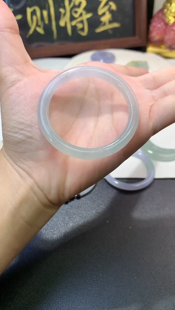 未镶嵌定制翡翠毛货