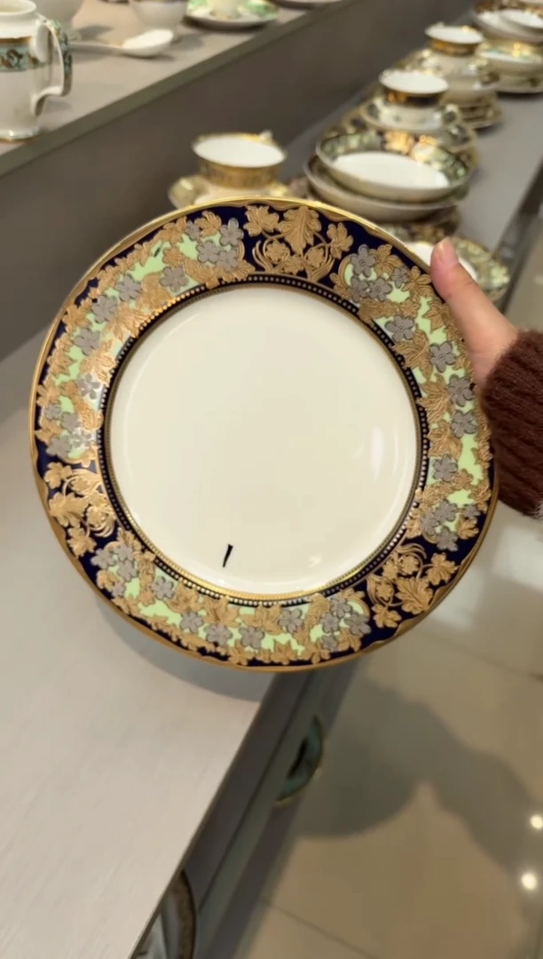 瓷片10.5英寸平盘 1个