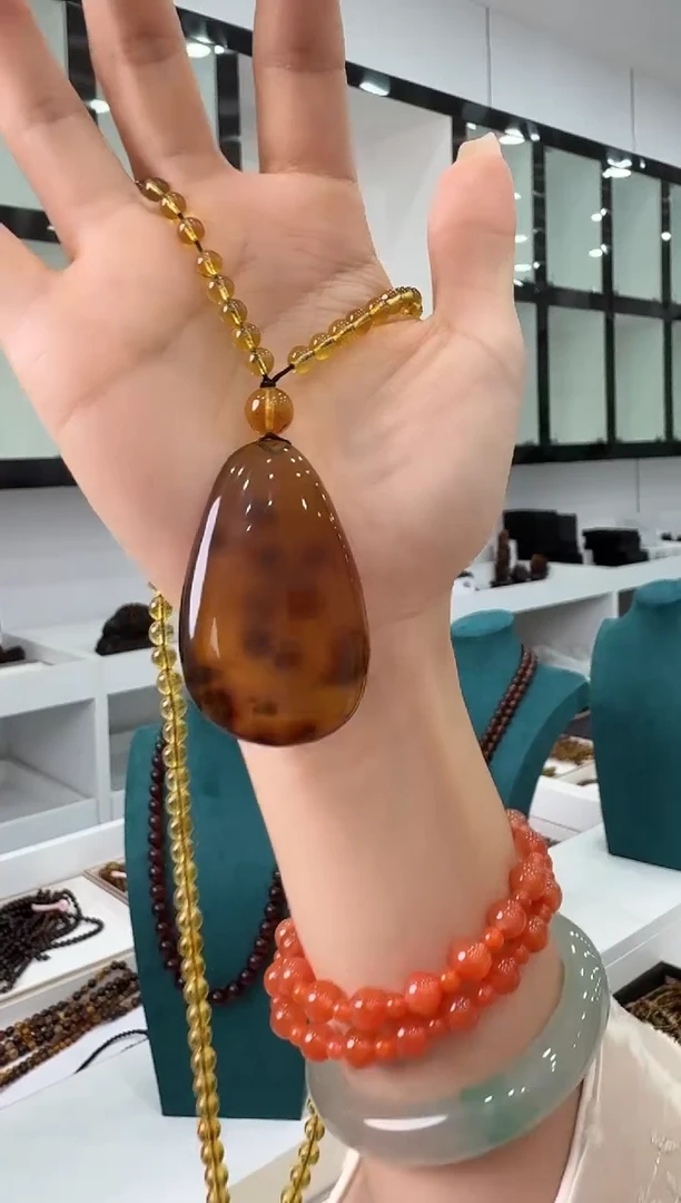 琥珀颈饰未镶嵌0103021