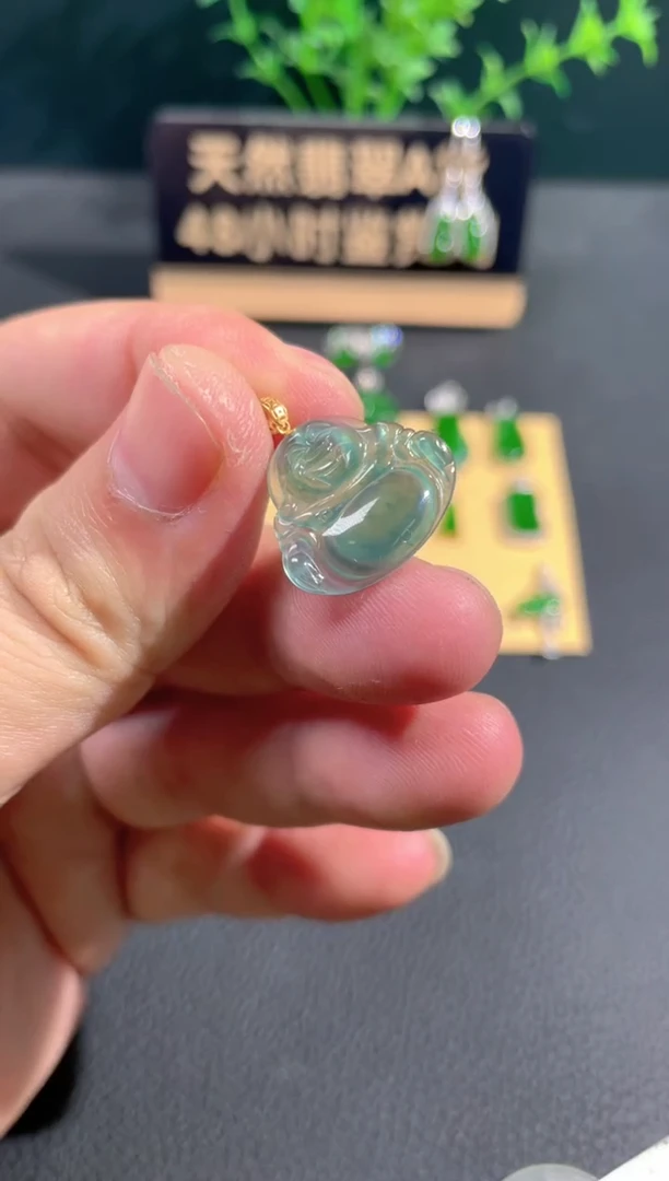 【闪购商品】翡翠颈饰18K金镶嵌多样性发货