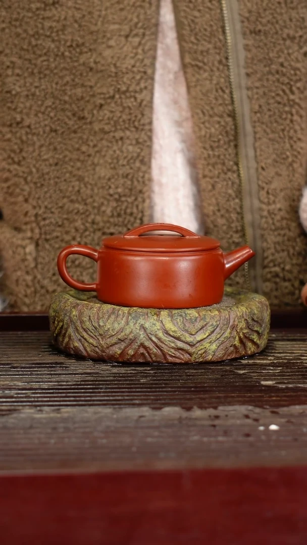 宜兴原矿紫砂壶茶壶宜兴原矿紫砂壶茶壶140C