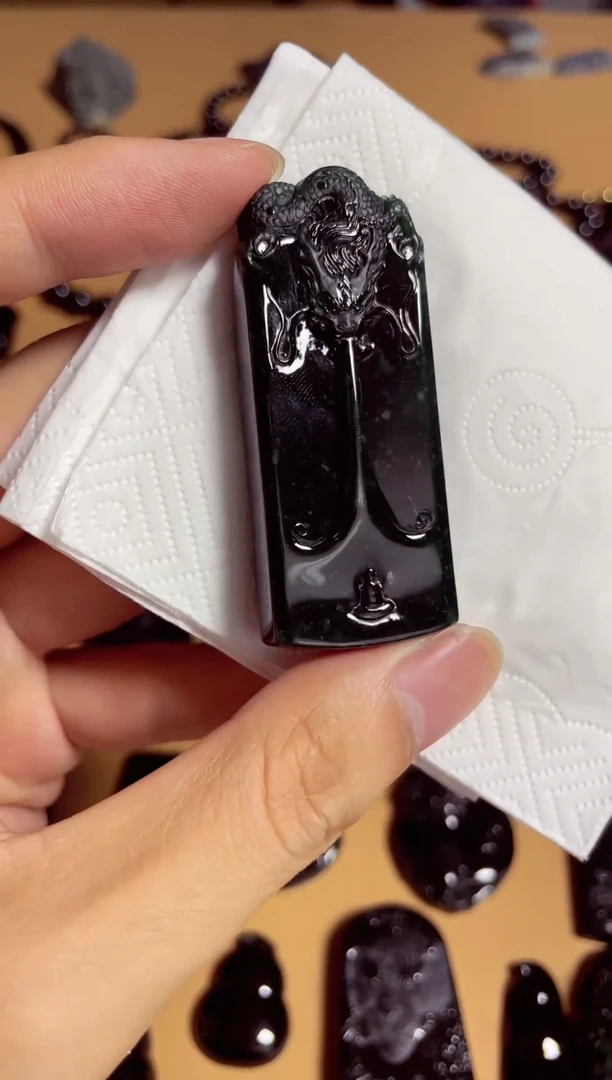 翡翠未镶嵌颈饰天然翡翠a货悟道