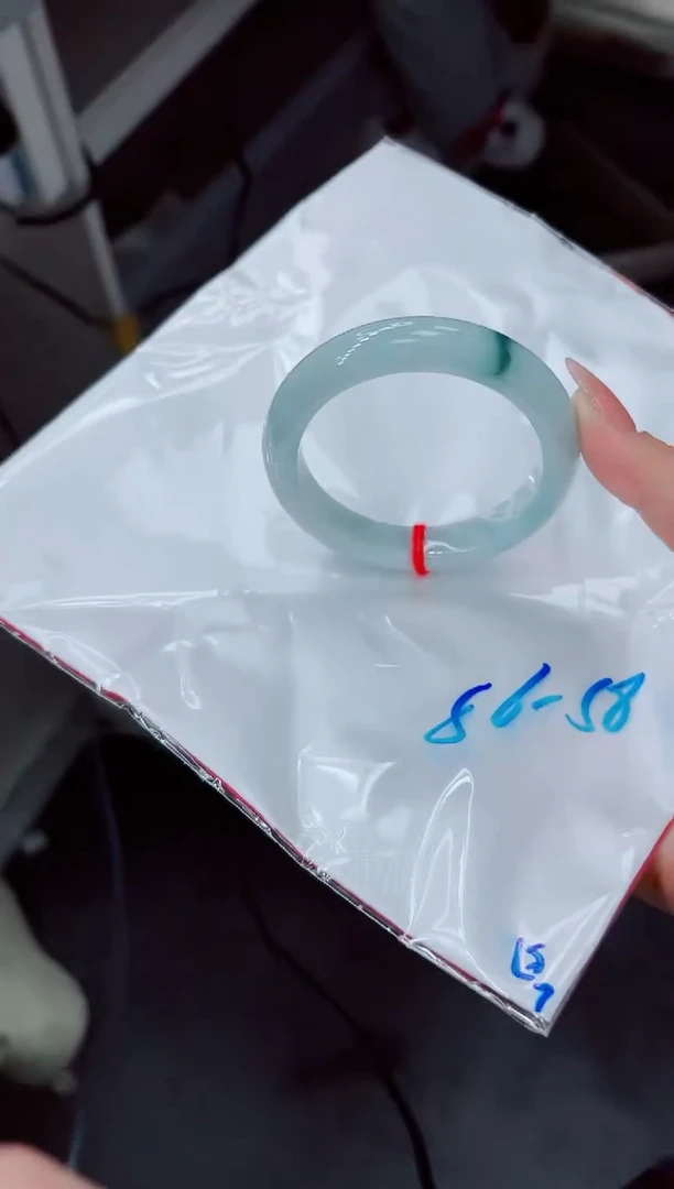 【闪购商品】翡翠手镯未镶嵌00000000