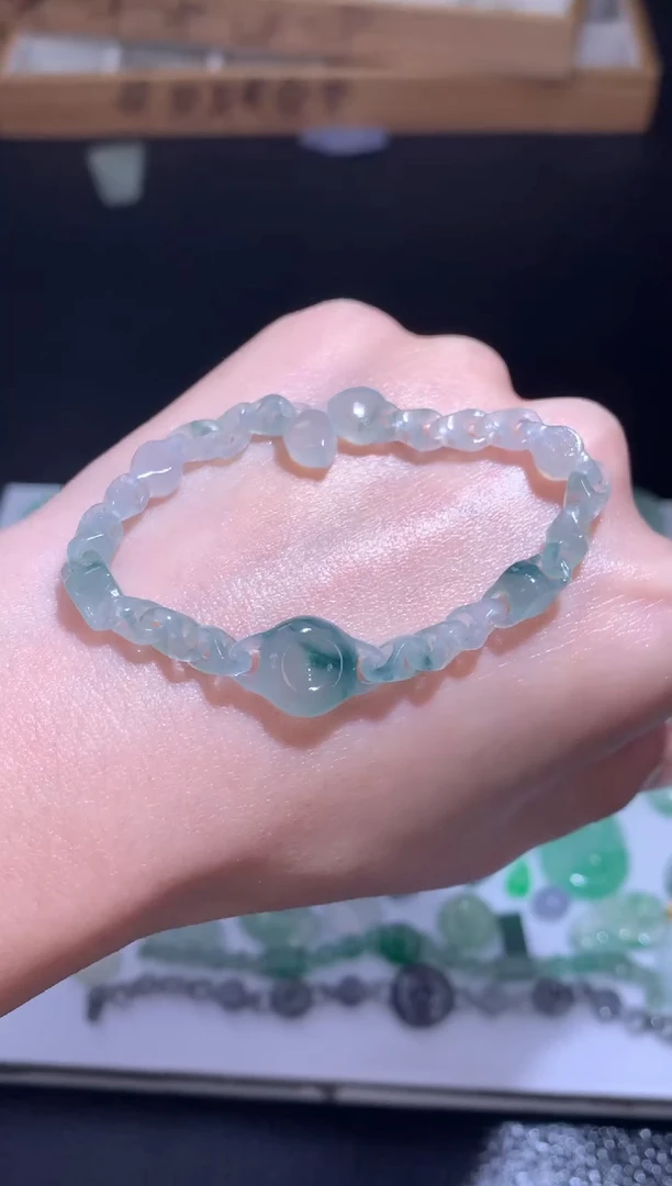 未镶嵌定制翡翠环环扣子