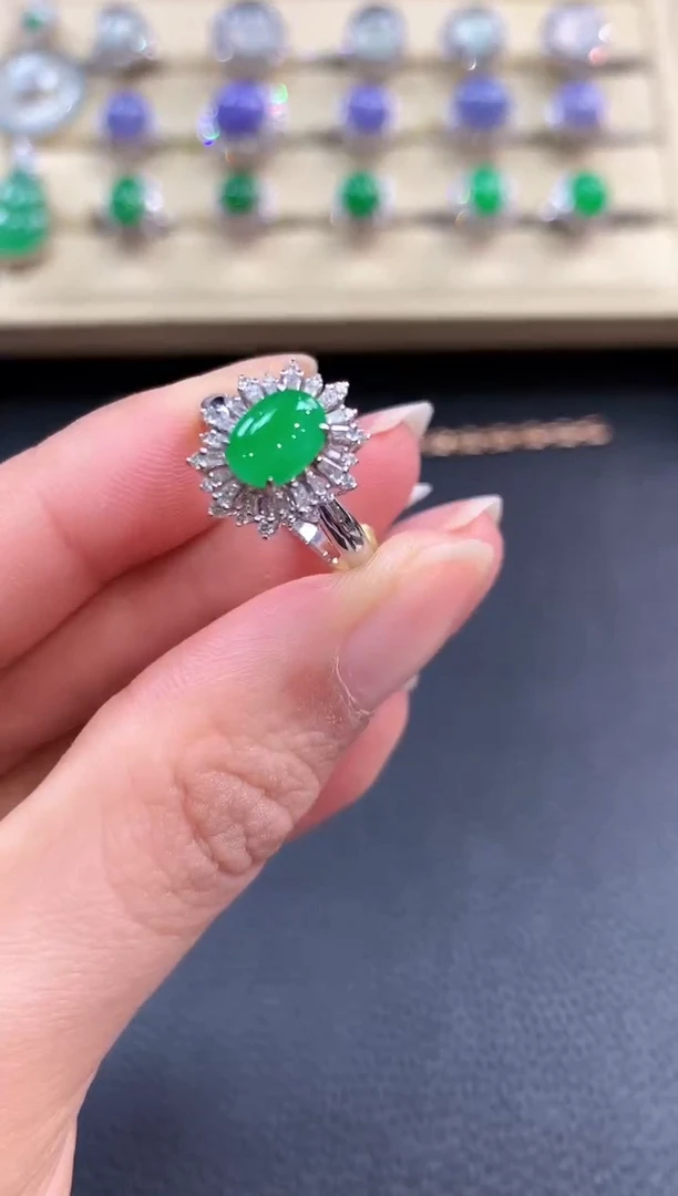【闪购商品】翡翠戒指18K金镶嵌b74