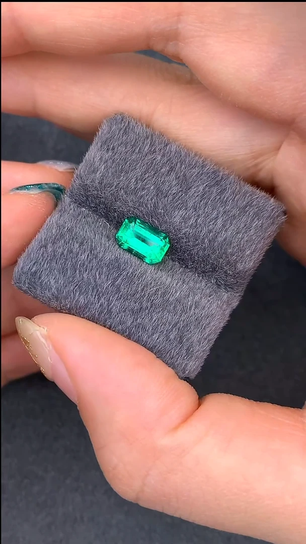 【闪购商品】祖母绿裸石未镶嵌1.43克拉