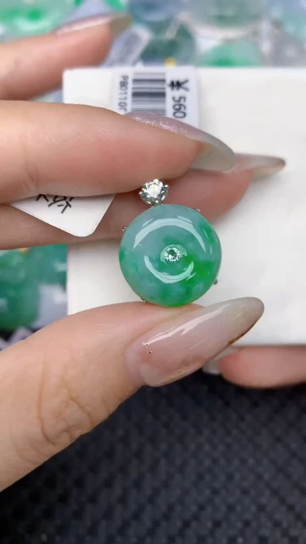 颈饰未镶嵌翡翠天然缅甸翡翠a货百元以上9元证书费自理