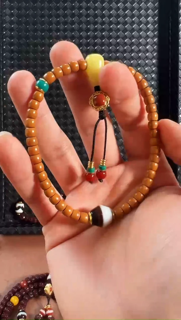 手串橄榄核未镶嵌6左右