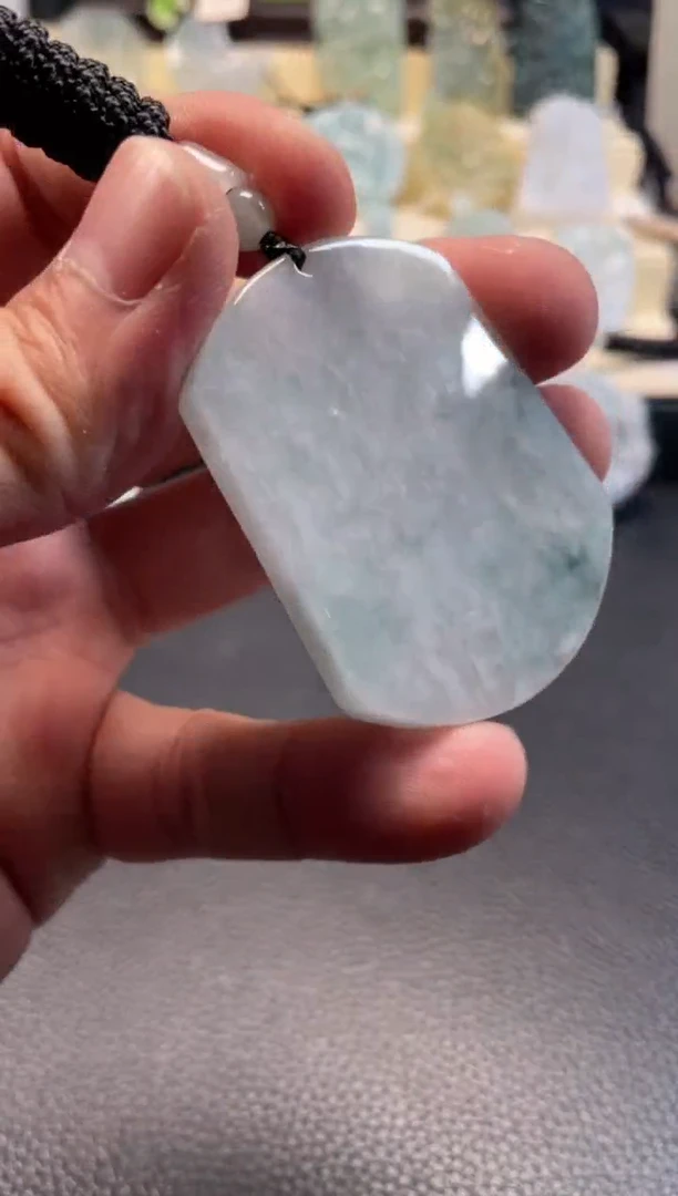 颈饰未镶嵌翡翠12/18/169