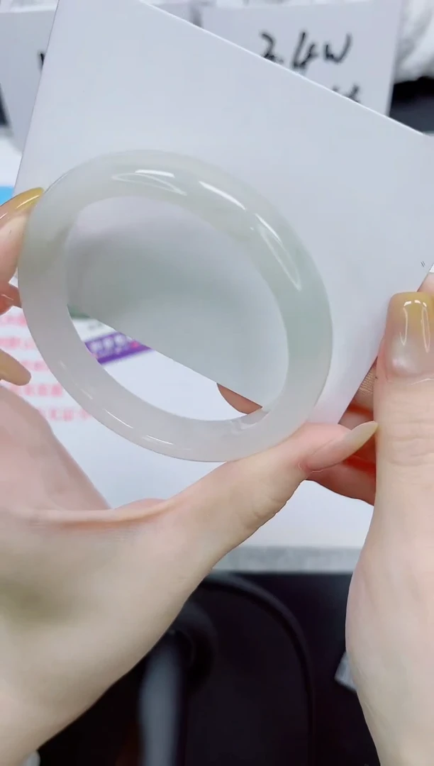 石英质玉手镯未镶嵌221