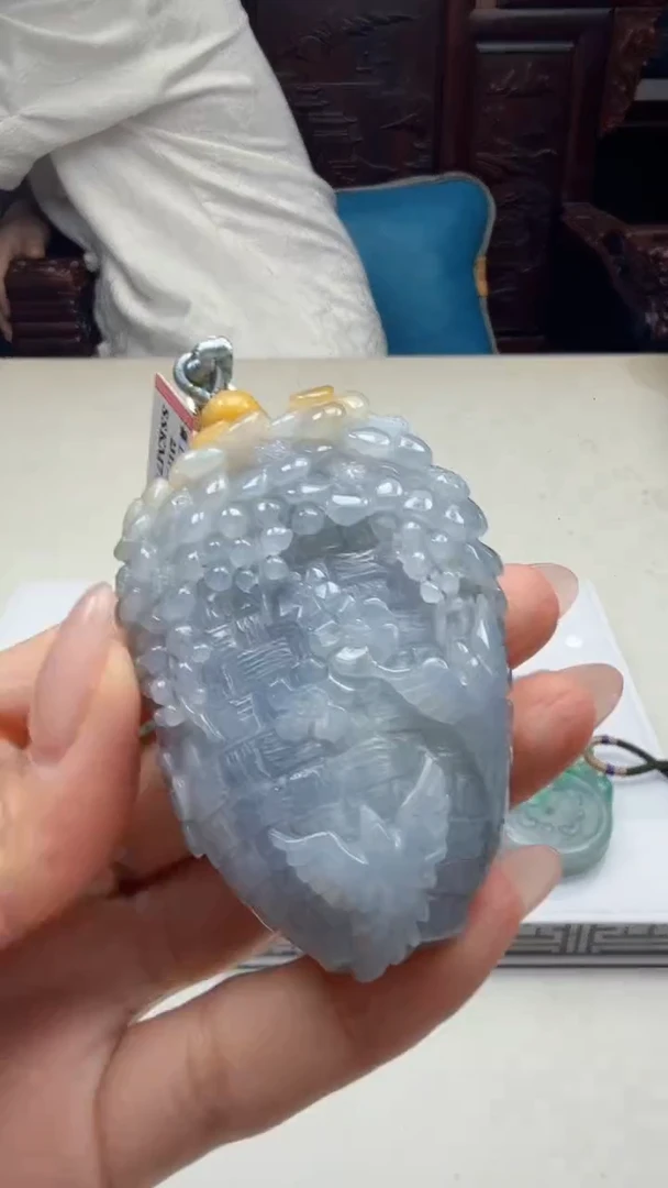 翡翠未镶嵌吊坠(不含链)156