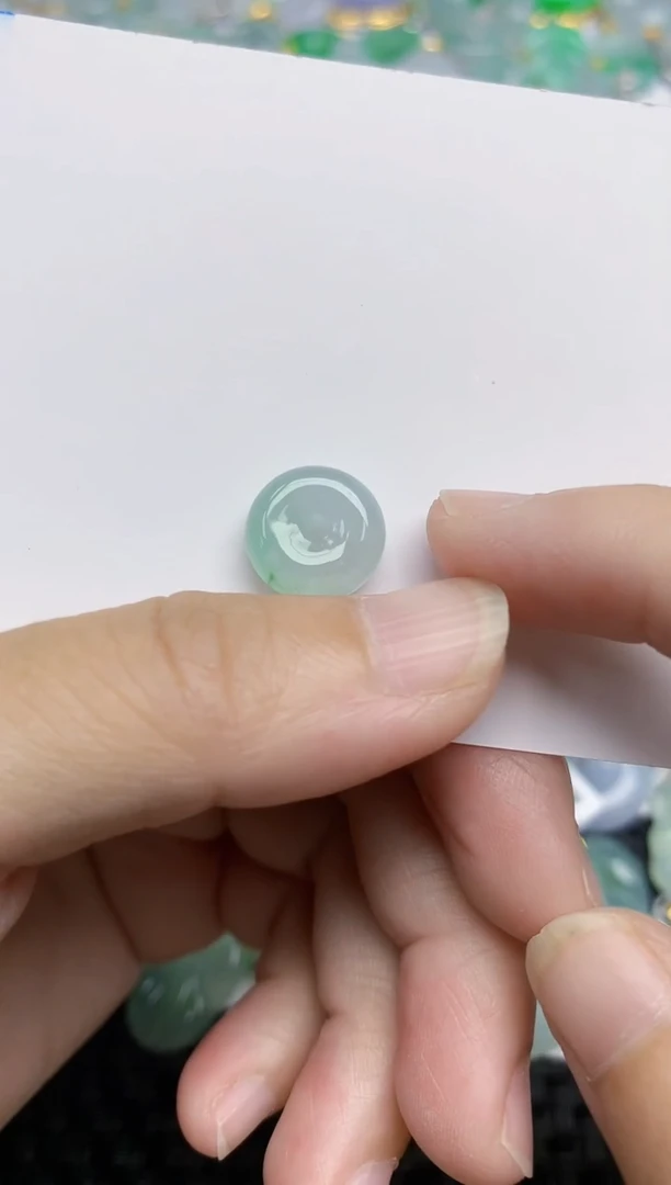 翡翠未镶嵌颈饰天然翡翠A货