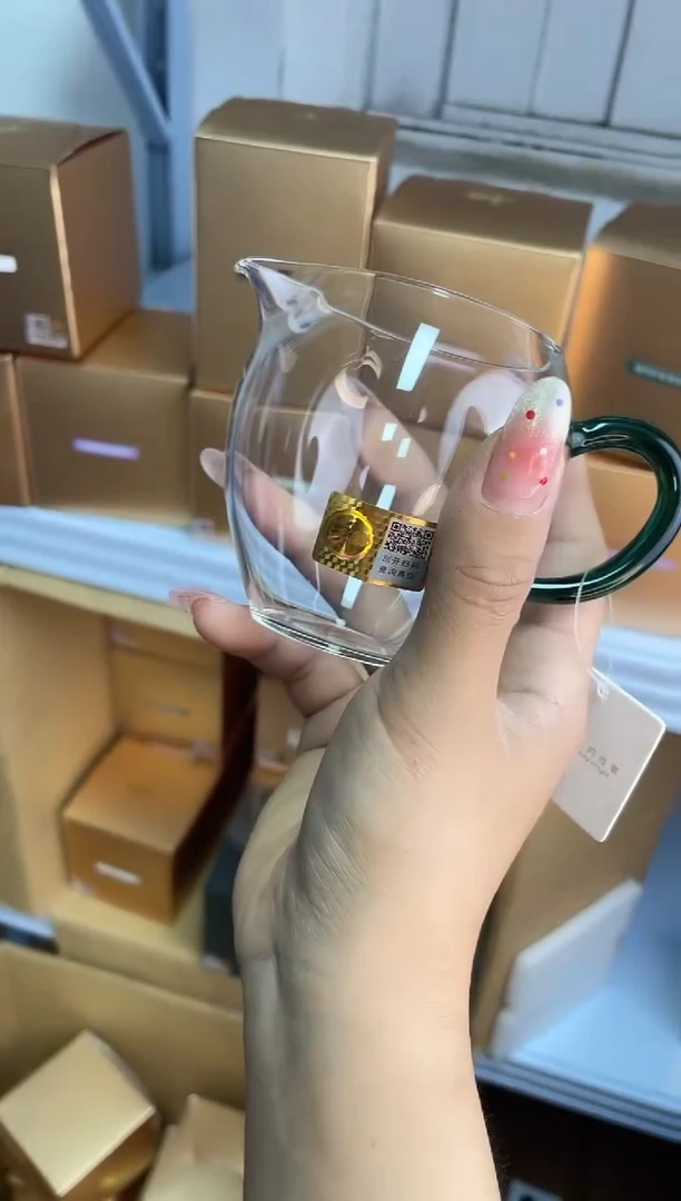 悠然墨绿色公道杯。。。