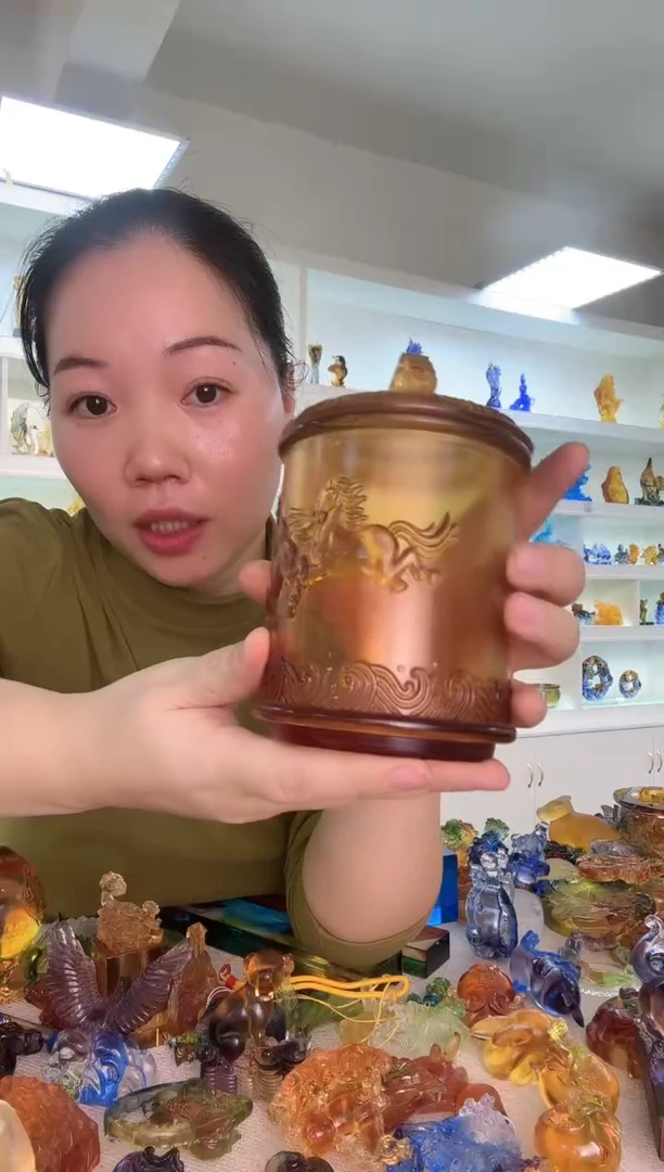 手工艺品琉璃马马