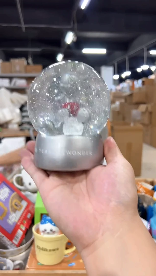 瓷片米奇100周年水晶球 微瑕