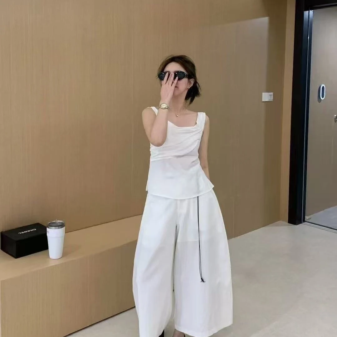 8287月光漫游诗 韩代褶皱背心上衣气球裤套装