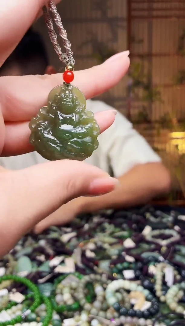 颈饰未镶嵌和田玉多样性发货，拍一发一