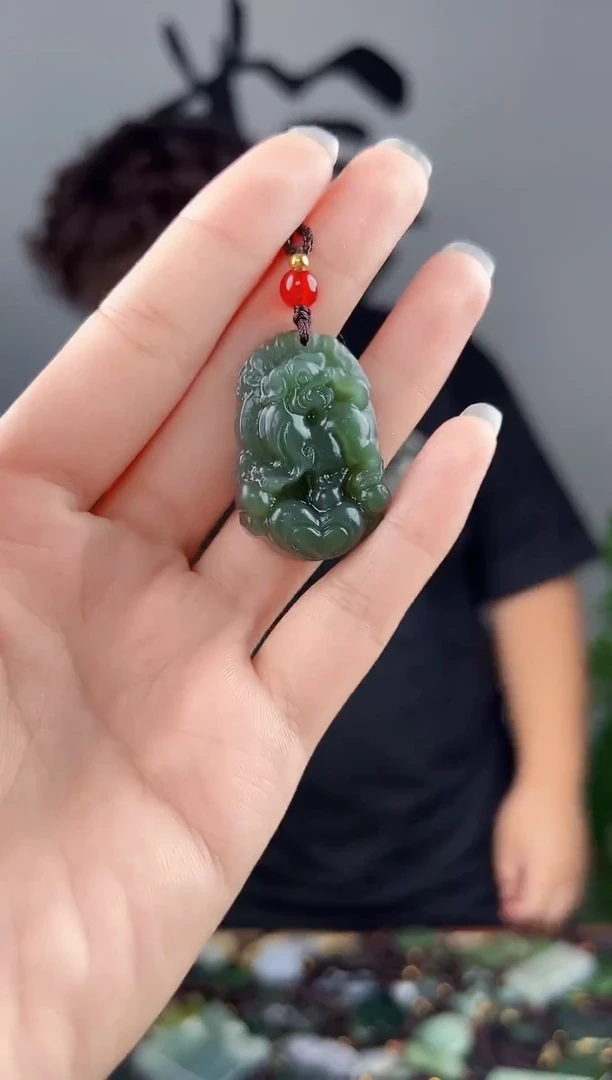 和田玉未镶嵌颈饰拍一发一，多样性发货