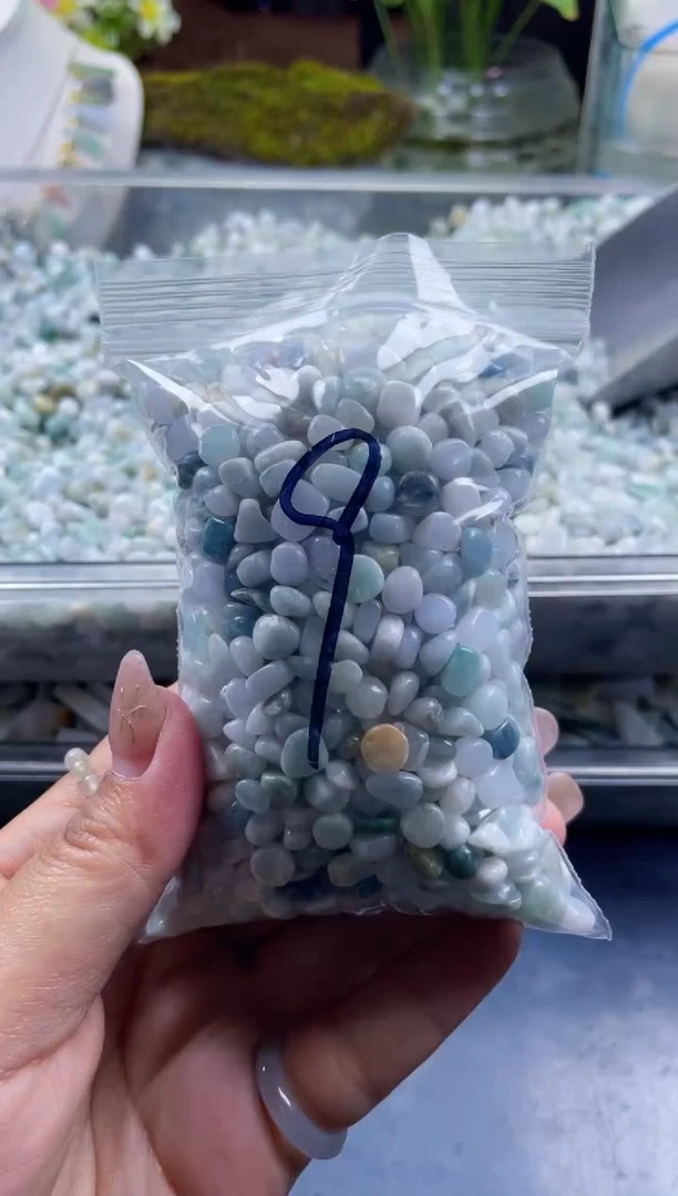 翡翠散珠天然翡翠小随形300克9