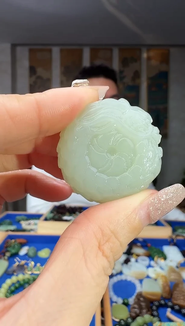 颈饰未镶嵌和田玉拍一发一